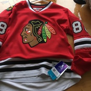 BRAND NEW BLACKHAWKS JERSEY!